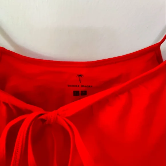 Uniqlo x Tomas Maier Camisole built in bra L - Picture 1 of 3
